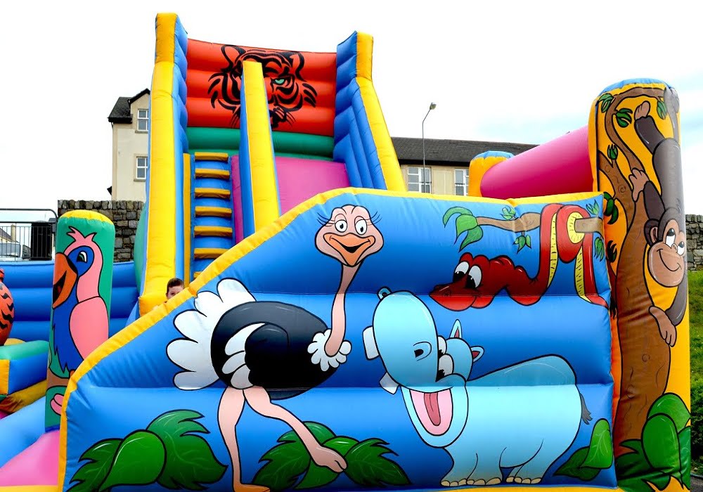 5 Things to Consider When Choosing a Bouncy Castle to Hire in Perth -  Monsterball